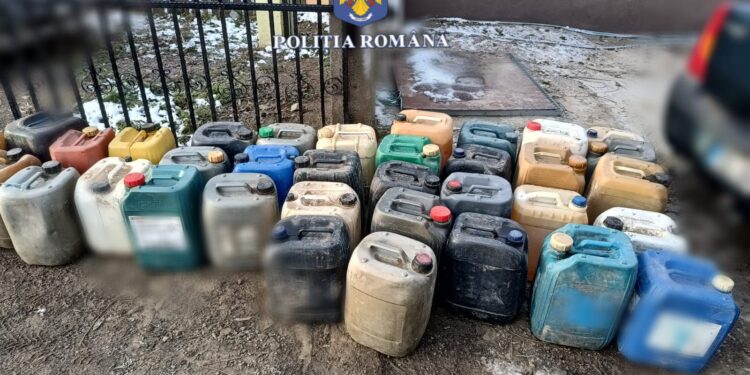 Percheziții într-un dosar penal, având ca obiect săvârșirea infracțiunii de furt a unei ambarcațiuni de agrement