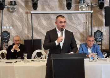 Circa 400 de persoane au participat la Liga aleșilor locali a PNL Brăila. Printre ei au fost și aleși locali de la alte partide care au anunțat că vor candida pentru liberali la alegerile viitoare