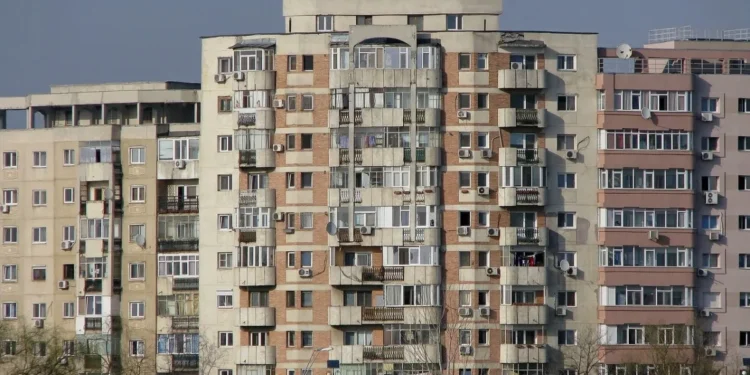 Vine CRIZA, dar construcțiile sunt tot pe plus: creștere cu 12,2% în primele zece luni