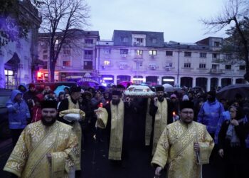Procesiune cu sfintele moaşte în municipiul Brăila