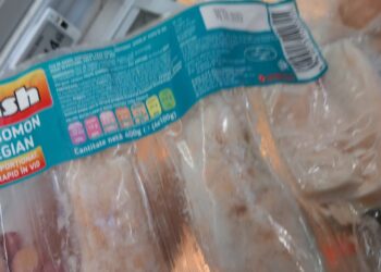 Galerie foto: Amenzi aplicate de comisarii CJPC Brăila în urma unor controale la SC CARREFOUR ROMANIA SA, hypermarket Vărsătura
