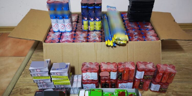 300 de kg de articole pirotehnice indisponibilizate de polițiștii brăileni