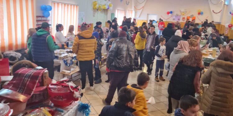 Galerie foto: O nouă ediție a Târgului de Produse culinare organizat cu ocazia Zilei Școlii Surdila Greci