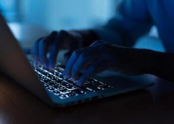 Un nou tip de fraudă, care devine tot mai răspândit, denumit Romance Fraud