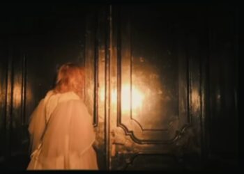 Blanca, Monica, Ciprian și Sever sunt cei patru actori din distribuția spectacolului  “Menajeria de sticlă” de Tennessee Williams, ce tocmai a avut premiera la Teatrul Maria Filotti, sub bagheta lui Andrei Huțuleac