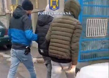 Tânăr de 16 ani arestat preventiv pentru tâlhărie calificată