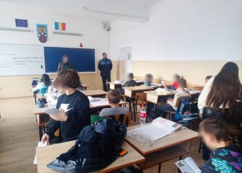 Campania de prevenire a faptelor de port sau folosire fără drept de obiecte periculoase în incinta unităților de învățământ preuniversitar