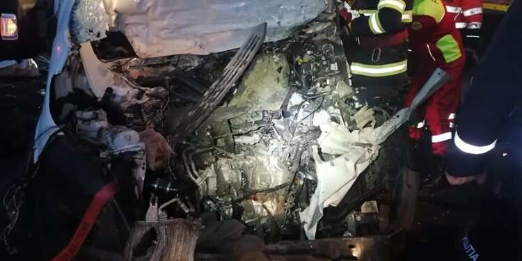 Accident cu o persoană rănită grav pe DN2B, în afara localității Surdila Greci