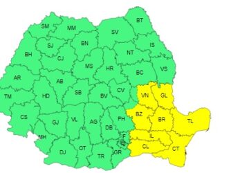 Codul galben de vânt se prelungește până marți, la ora 23