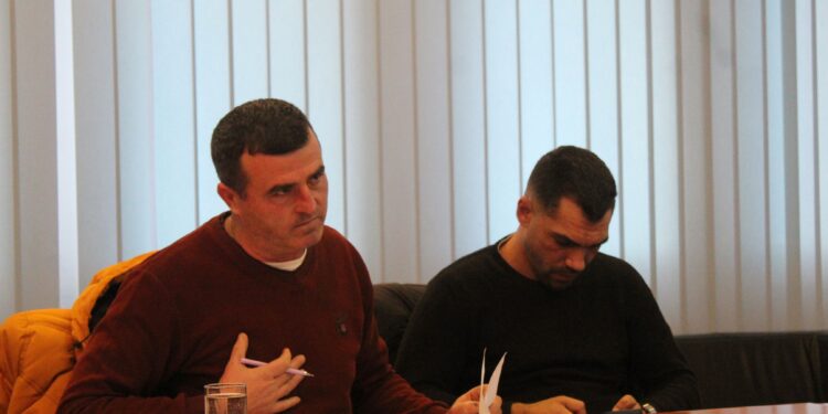 Întâlnire a reprezentanților transportatorilor și fermierilor cu trei parlamentari și reprezentanții Prefecturii Brăila