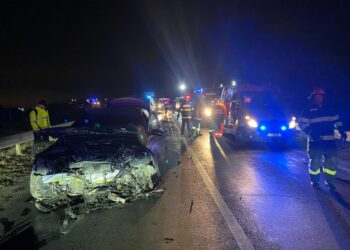 Accident grav pe DN 25, la Traian sat (Braniștea) în județul Galați. O persoană decedată și șapte persoane rănite