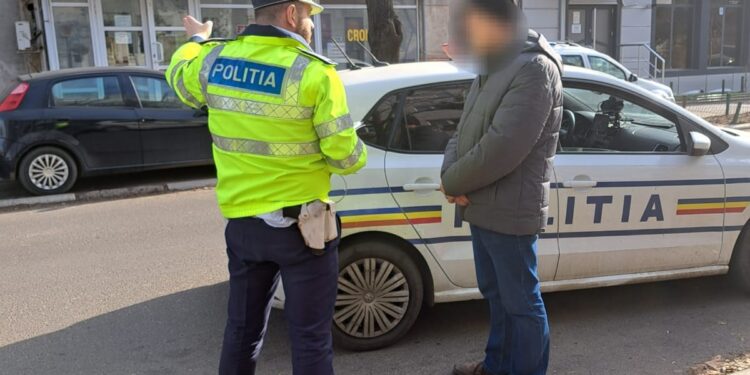 65 de sancțiuni aplicate de polițiști pentru indisciplina pietonilor