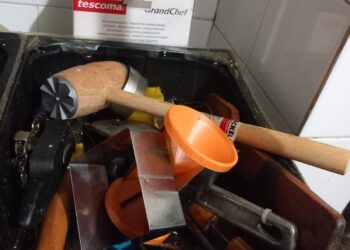 Control al CJPC Brăila la restaurantul ”Paradis Corso”. Amendă și oprirea de la comercializare a unor produse cu dată limită de consum depășită