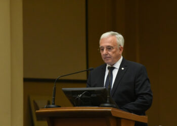 Tentativă de fraudă financiară tip deepfake care folosește imaginea guvernatorului BNR