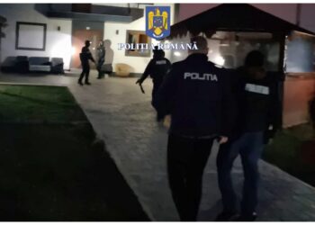 Percheziții în Brăila într-un dosar de înșelăciune și spălare a banilor