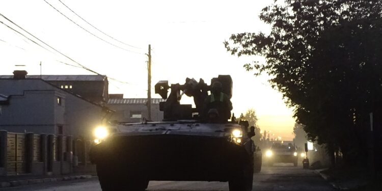 Militarii din cadrul Brigăzii 282 Blindată „Unirea Principatelor” vor tranzita județul Brăila în următoarele două săptămâni