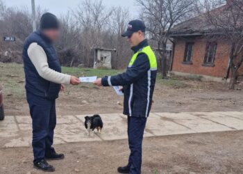 Acțiune de informare a cetățenilor din Jirlău cu privire la obligațiile ce le revin în calitate de deținători de animale de companie