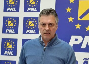 Cătălin Canciu spune că utilizatorii serviciului de apă și canalizare nu mai au obligația să plătească taxa pe apa meteo și pot solicita operatorului sau administrației locale eliminarea ei din factură