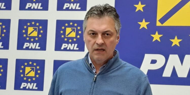 Cătălin Canciu spune că utilizatorii serviciului de apă și canalizare nu mai au obligația să plătească taxa pe apa meteo și pot solicita operatorului sau administrației locale eliminarea ei din factură