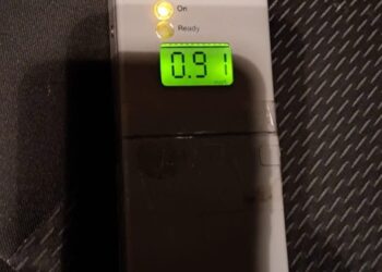 Conducători auto depistați în trafic cu îmbibații alcoolice de peste 0.9 mg/l alcool pur în aerul expirat