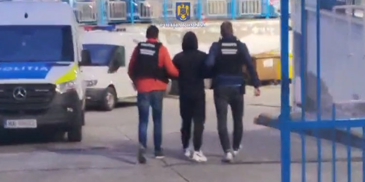 Arestat preventiv pentru proxenetism
