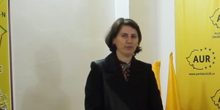 Organizația AUR Chiscani, în frunte cu Emanuela Cristina Zahari, care fusese anunțată candidat AUR la Primăria Chiscani, a trecut la SOS România