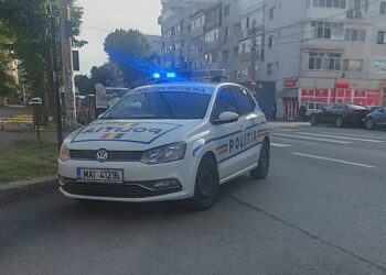 În cursul zilei de joi, polițiștii au aplicat 123 de sancțiuni contravenționale, în valoare totală de peste 65.000 de lei