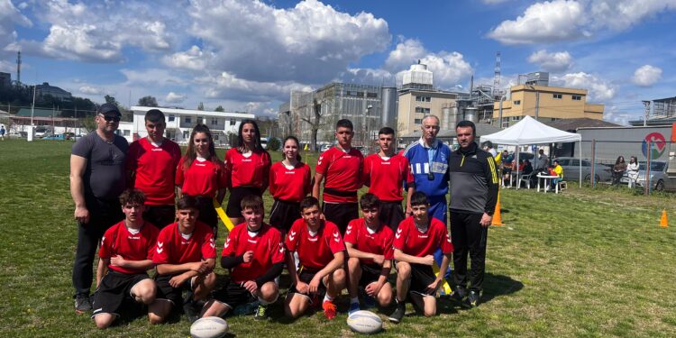 Echipa Liceului Tehnologic Edmond Nicolau s-a clasat pe locul 3 la faza zonală a ONSS la rugby-tag