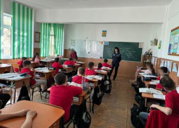 Prezență activă a polițiștilor în unitățile de învățământ brăilene