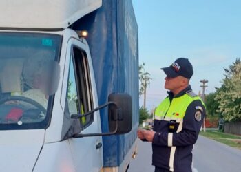15 șoferi au rămas fără permisul de conducere în urma acțiunilor desfășurate sâmbătă de polițiștii brăileni