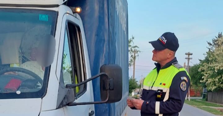 15 șoferi au rămas fără permisul de conducere în urma acțiunilor desfășurate sâmbătă de polițiștii brăileni