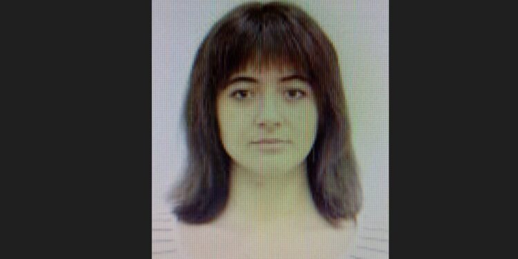 Elevă, de 15 ani, dată dispărută