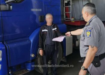 Șoferi profesioniști din Republica Ucraina depistați la controlul de frontieră cu documente false