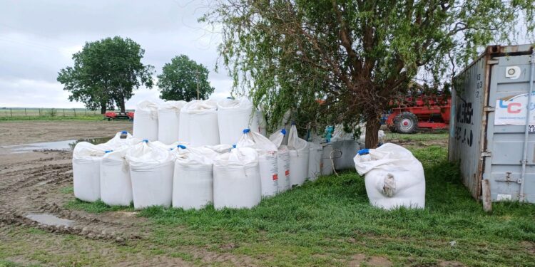 Amenzi aplicate de Garda de mediu la o fermă vegetală din județul Brăila