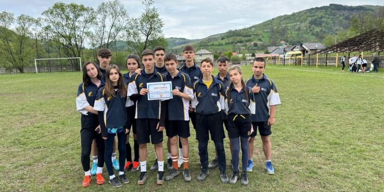 Echipa de la Școala Gimnaziala Petre Carp din Tufești s-a clasat pe locul 5 la faza finală a ONSS la rugby-tag