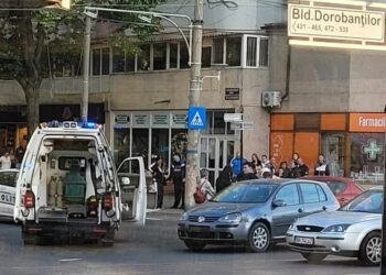 Biciclist accidentat pe Bulevardul Dorobanților la intersecția cu strada Gării
