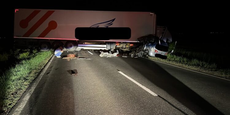 Accident mortal azi noapte pe DN2B