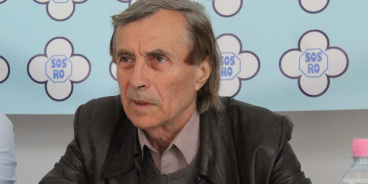 Președintele Partidului SOS -filiala Brăila, Ionel Alexandru, este indignat de faptul că pe panourile electorale primarul a impus ca fiecare partid să poată depune un singur afiș electoral