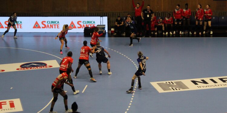 Dunărea Brăila întâlnește astăzi pe Gloria Bistrița Năsăud în semifinalele EHF European League