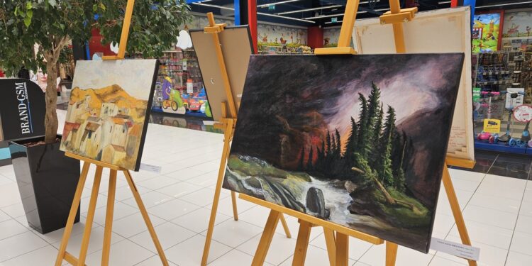 Brăila Mall susține talentul artistic al noii generații: „Exploratori ai expresiei”, o expoziție de artă creată de liceeni