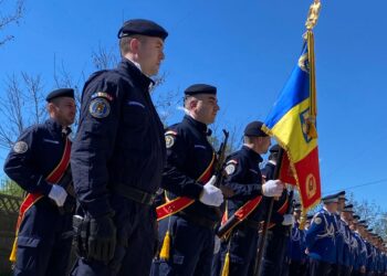 Jandarmii brăileni sărbătoresc “DRAPELUL NAȚIONAL”