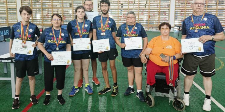 12 medalii pentru sportivii de la A.C.S.P.D.F. Special Friends Brăila obținute la Campionatul Național de Tenis de Masă pentru persoane cu dizabilități motorii