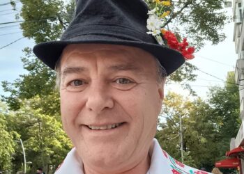 Cântăreţul gălățean de muzică populară Aurică Totolici arestat pentru pedofilie