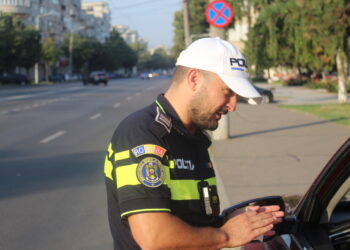 Acțiune de informare a participanților la trafic cu privire la ultimele modificări în domeniul legislației rutiere