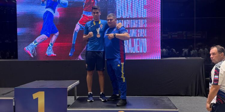 Denis Cucu, legitimat la CSM Brăila, medaliat cu bronz la Campionatul European de Box pentru Juniori
