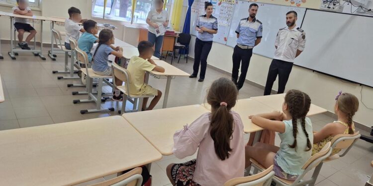 IPJ Brăila, în parteneriat cu ISJ Brăila, desfășoară o serie de activități dedicate elevilor, părinților și cadrelor didactice pe perioada vacanței de vară