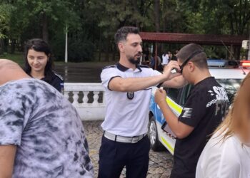 „POLIȚIST – JANDARM- POMPIER – MILITAR – Ofițer pentru o zi”