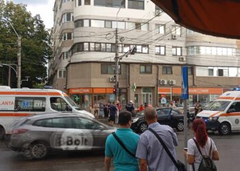 Accident cu două persoane rănite pe Bulevardul Dorobanților
