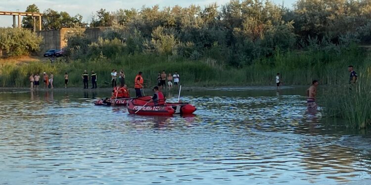 Tată și fiică înecați în râul Buzău