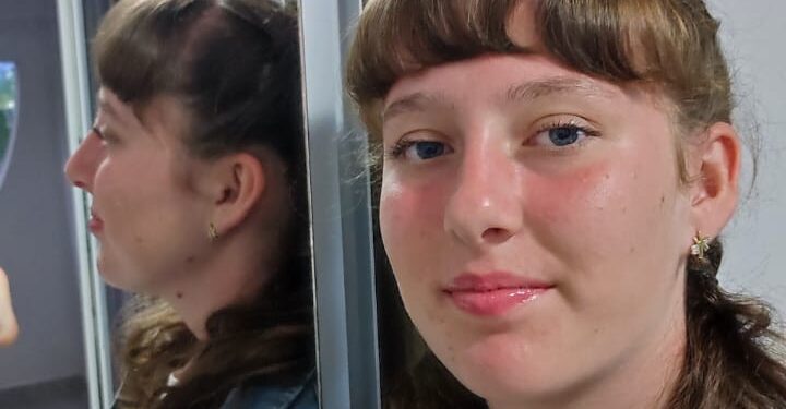 Cum poți salva viața unei adolescente cu un simplu click